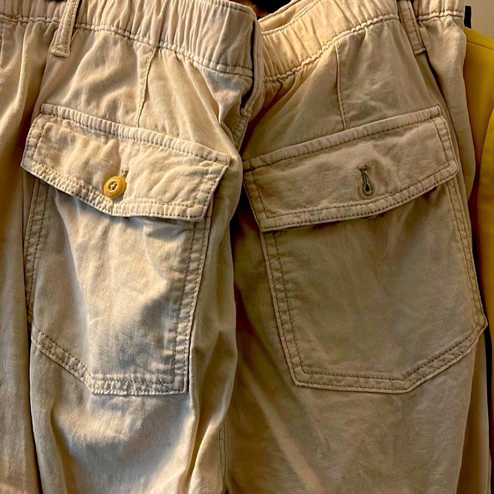 Ladies Gap TAN Cargo Pants Sz 10